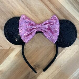 Disney Minnie Mouse Sequin Ears Headband Pink Bow Black Sequins Parks Accessory